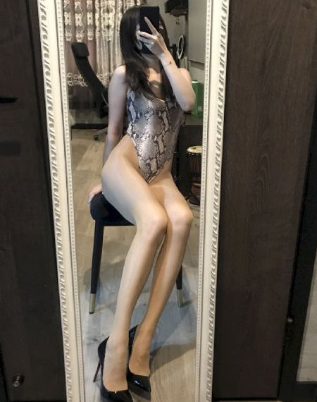 和黑人同居