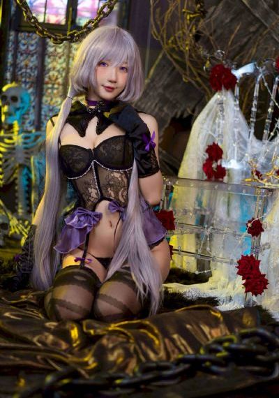 勾魂蛇魔女