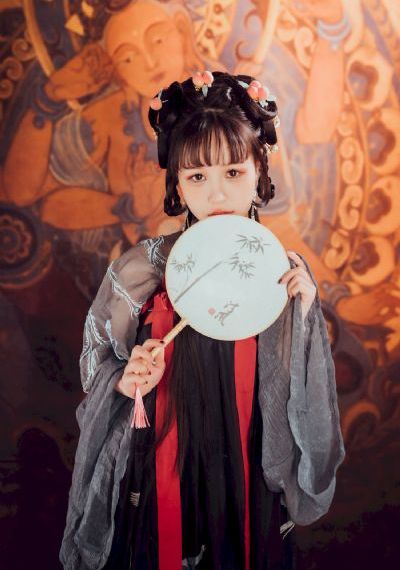 大胸女大学生电影