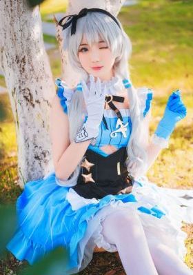 年轻的妈妈1