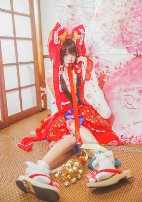 乳揉みま痴汉电车公交在线观看