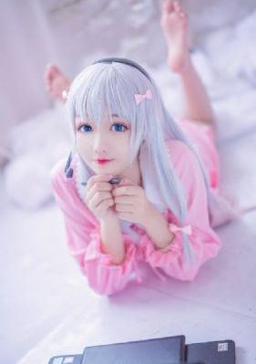 竹楼记事