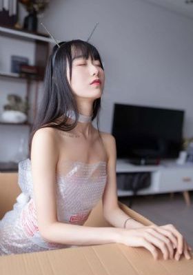 爱妻秦玲